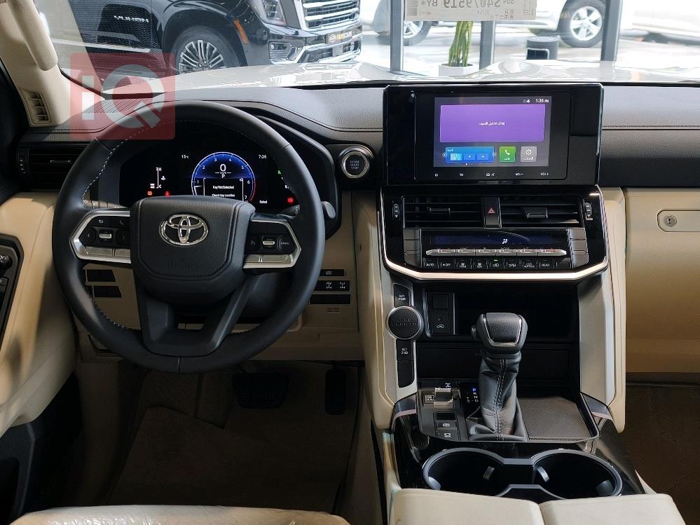 تويوتا لاندكروزر